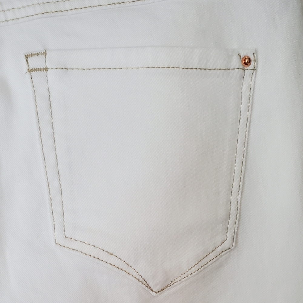 INC International Concepts Womens White Boyfriend Straight Leg Jeans Size 8/29 - Picture 2 of 8